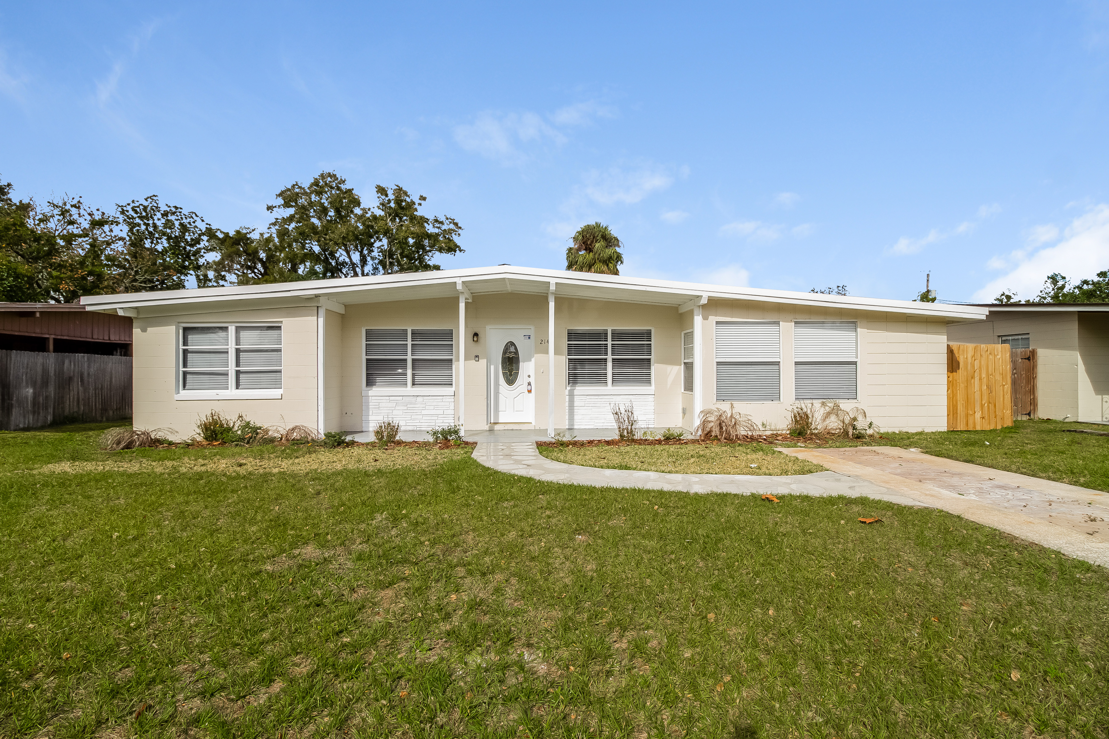 2141 Ridge Dr Winter Park, FL 32792